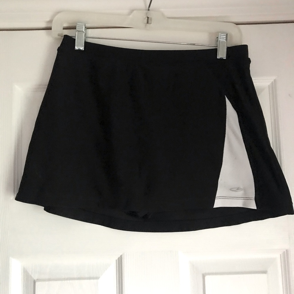 Skort